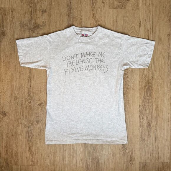 Bayside Graphic Tee Gray M Funny Quote Don't Make Me Release The Flying Monkeys - Picture 1 of 5